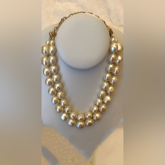 Carolee Original Necklace Romantic Faux Rich Double strand Pearl Necklace Unisex - Picture 7 of 11